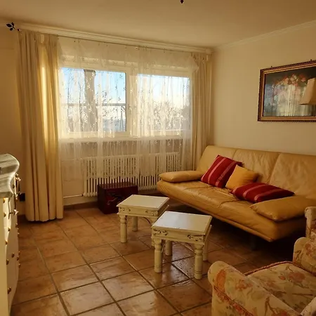 Vogelsbergblick, Fernblick, Sauna, Kamin, 1700m Eingezaeunt In Alleinlage بيت للعطل *