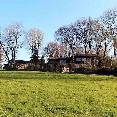 Vogelsbergblick, Fernblick, Sauna, Kamin, 1700m Eingezaeunt In Alleinlage *