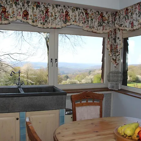 Vogelsbergblick, Fernblick, Sauna, Kamin, 1700m Eingezaeunt In Alleinlage بيت للعطل