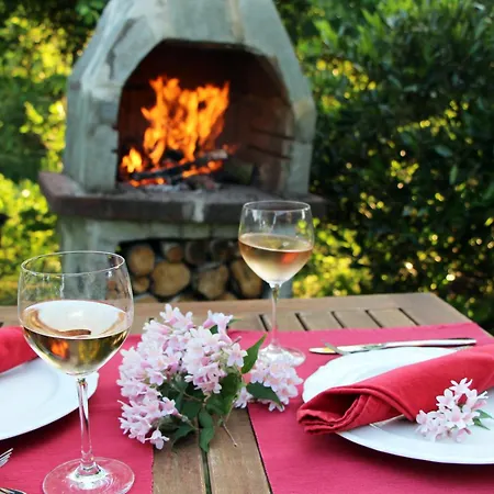 بيت للعطل Vogelsbergblick, Fernblick, Sauna, Kamin, 1700m Eingezaeunt In Alleinlage *