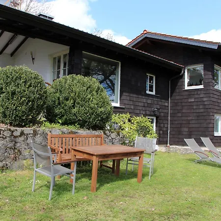 بيت للعطل Vogelsbergblick, Fernblick, Sauna, Kamin, 1700m Eingezaeunt In Alleinlage *