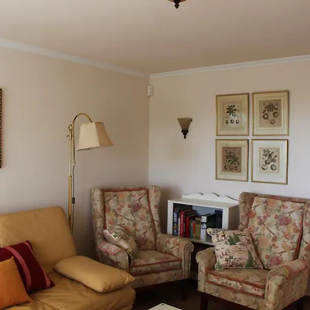 Vogelsbergblick, Fernblick, Sauna, Kamin, 1700m Eingezaeunt In Alleinlage *