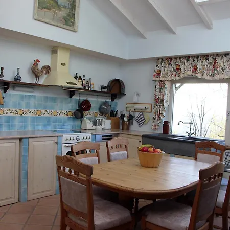 بيت للعطل Vogelsbergblick, Fernblick, Sauna, Kamin, 1700m Eingezaeunt In Alleinlage *