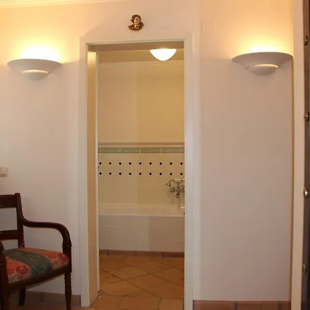 بيت للعطل Vogelsbergblick, Fernblick, Sauna, Kamin, 1700m Eingezaeunt In Alleinlage شوتن