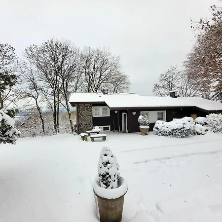Vogelsbergblick, Fernblick, Sauna, Kamin, 1700m Eingezaeunt In Alleinlage بيت للعطل *