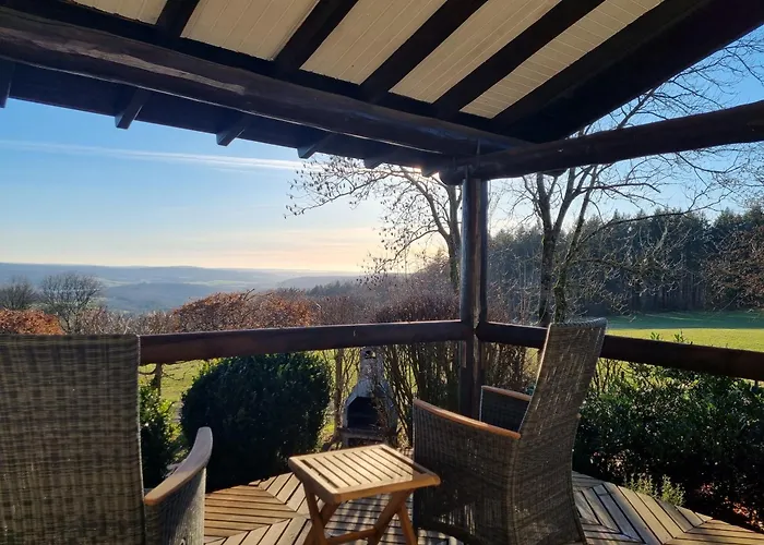 Vogelsbergblick, Fernblick, Sauna, Kamin, 1700m Eingezaeunt In Alleinlage *