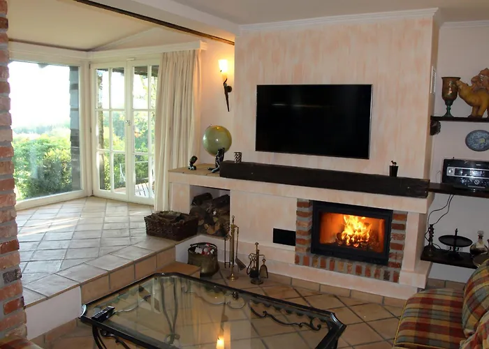 Vogelsbergblick, Fernblick, Sauna, Kamin, 1700m Eingezaeunt In Alleinlage